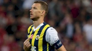Olympiakos taraftarından Edin Dzeko'ya boykot