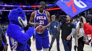 Sakatlığını atlatan Joel Embiid, Philadelphia Sixers'ı galibiyete taşıdı