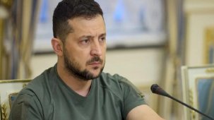 Ukrayna Devlet Başkanı Zelensky, seferberlik yaşını 27'den 25'e düşürdü