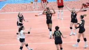 VakıfBank sezonu 3. sırada tamamladı