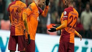 Wilfried Zaha ve Hakim Ziyech, Okan Buruk'u hayal kırıklığına uğratıyor