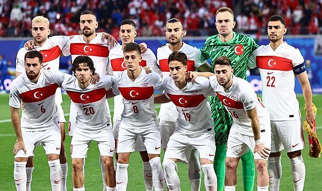 A Milli Takım'da çifte şok