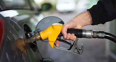 Araç Sahipleri Dikkat: Akaryakıt Fiyatlarında İndirim Bekleniyor!