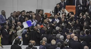 Meclis'te Gerginlik Tırmandı: Can Atalay Mesaisi Yumruklarla Sonuçlandı!