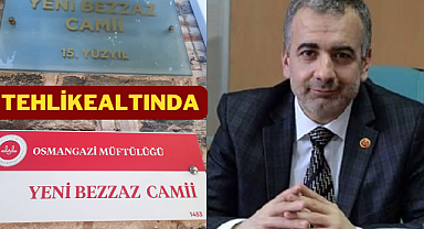 Yeni Bezzaz Camii'nin Mihrabı Bakımsızlık Nedeniyle Tehlike Altında