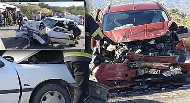 Samsun'da feci kaza! İki araç kafa kafaya çarpıştı: 1 ölü, 13 yaralı