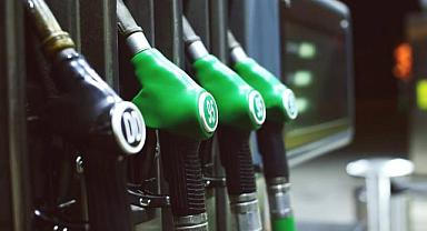 Araç sahiplerine kötü haber: Akaryakıta büyük zam geldi! İşte 3 Eylül güncel benzin, motorin ve LPG fiyatları