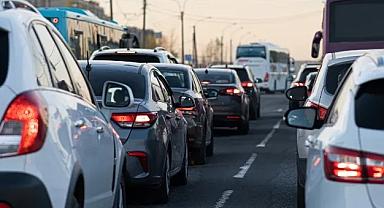 Resmi Gazete’de Yayımlandı: Otomobil İthalatına Yeni Ek Vergi Düzenlemesi