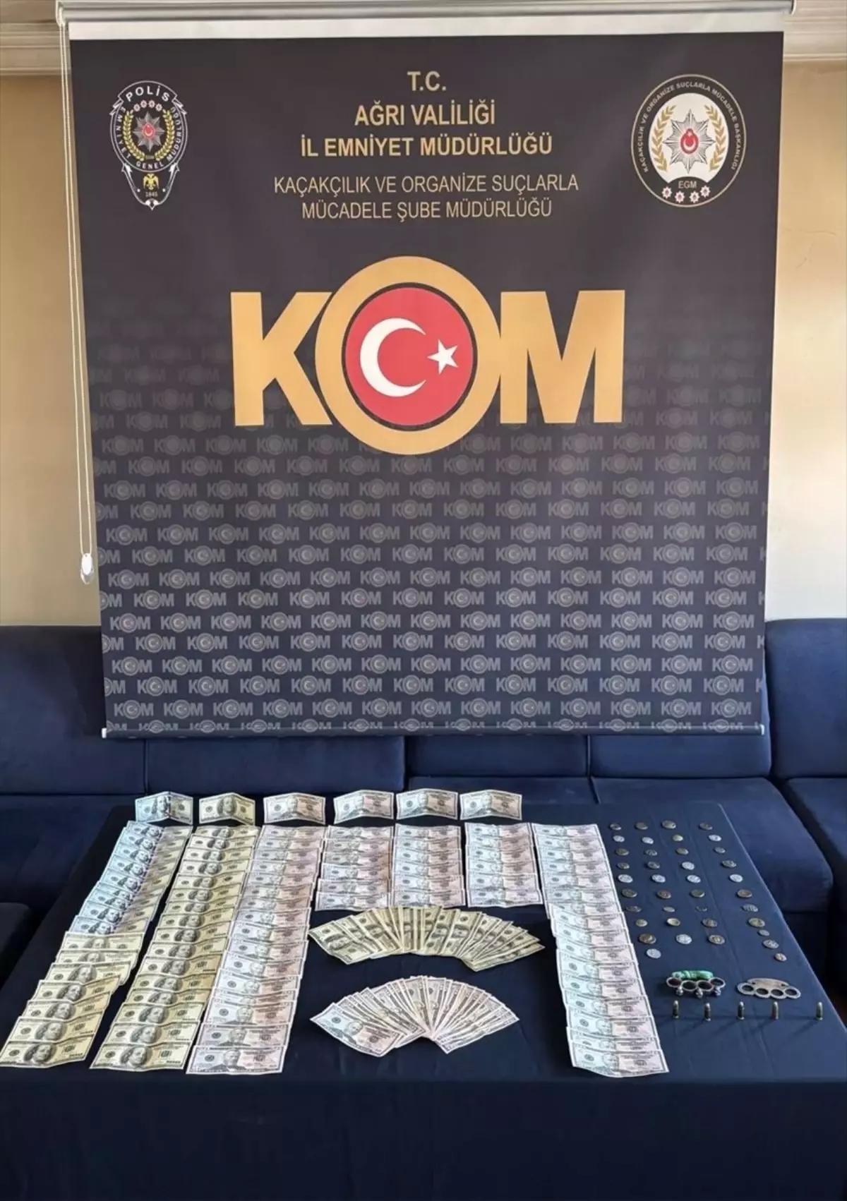 Ağrı'da Uydurma Dolar ve Sikke Operasyonu