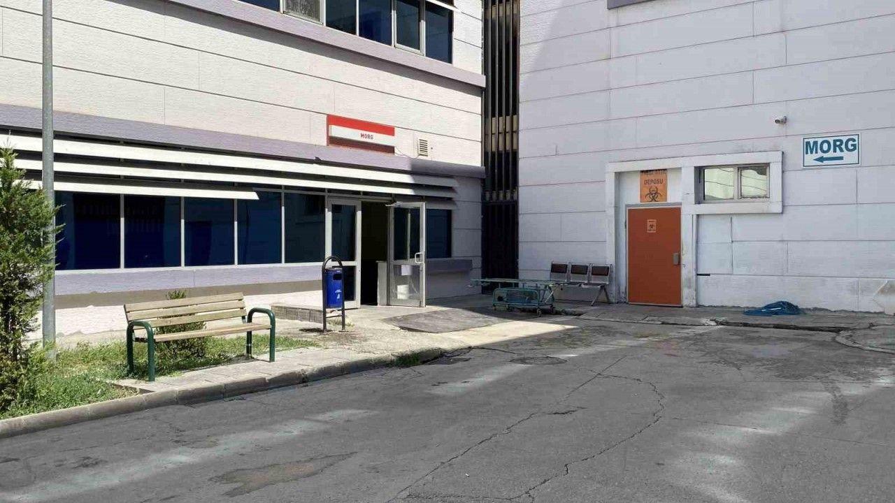 Alkol ve uyuşturucudan hayatını kaybetti