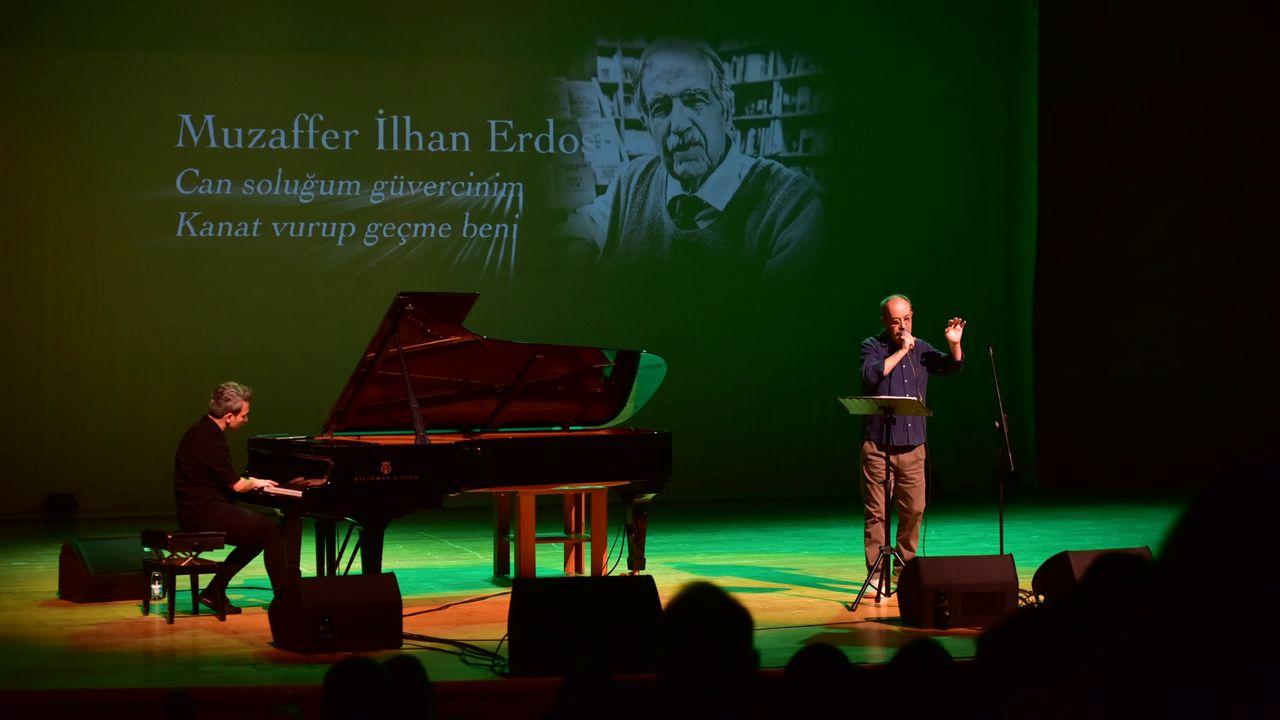 Bursa Şenliği, edebiyat ve müziği birebir sahnede buluşturdu