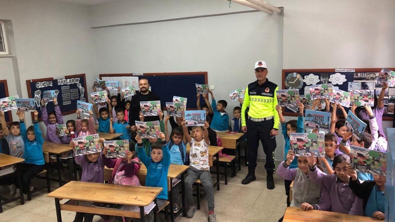 Bursa'da jandarmadan miniklere trafik eğitimi