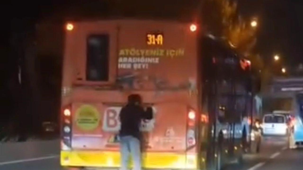 Bursa’da otobüsün arkasında tehlikeli yolculuk