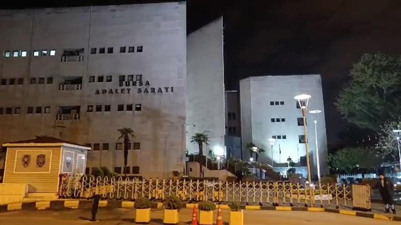 CHP’li eski belediye başkanı ve beraberindeki 14 kuşkulu tutuklandı