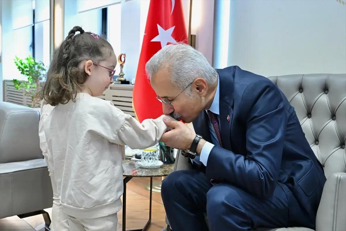 İkiz Kardeşler Ulaştırma Bakanı'yla Buluştu
