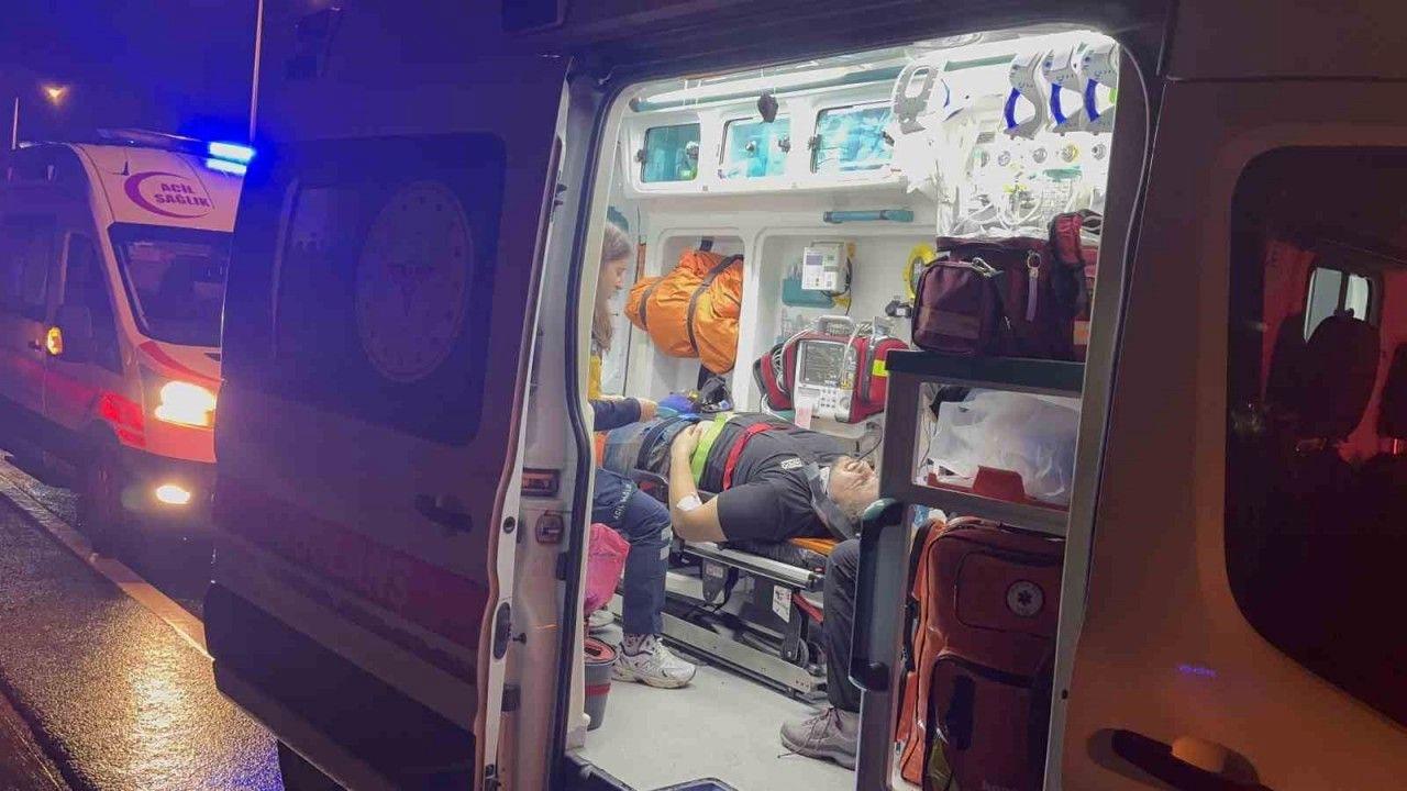 Kocaeli’de feci kaza: Şoför yola fırladı, araç karşıt döndü