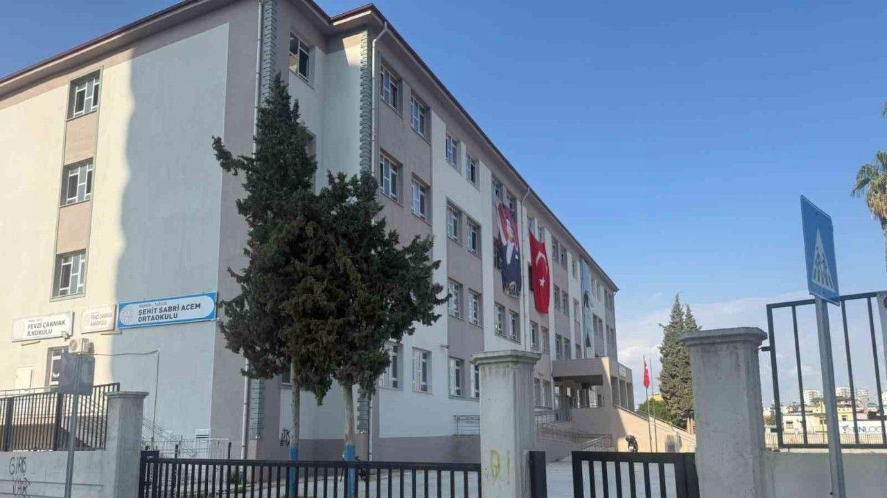 Mersin’de okulda gıda zehirlenmesi şüphesi: 26 çocuk hastaneye sevk edildi