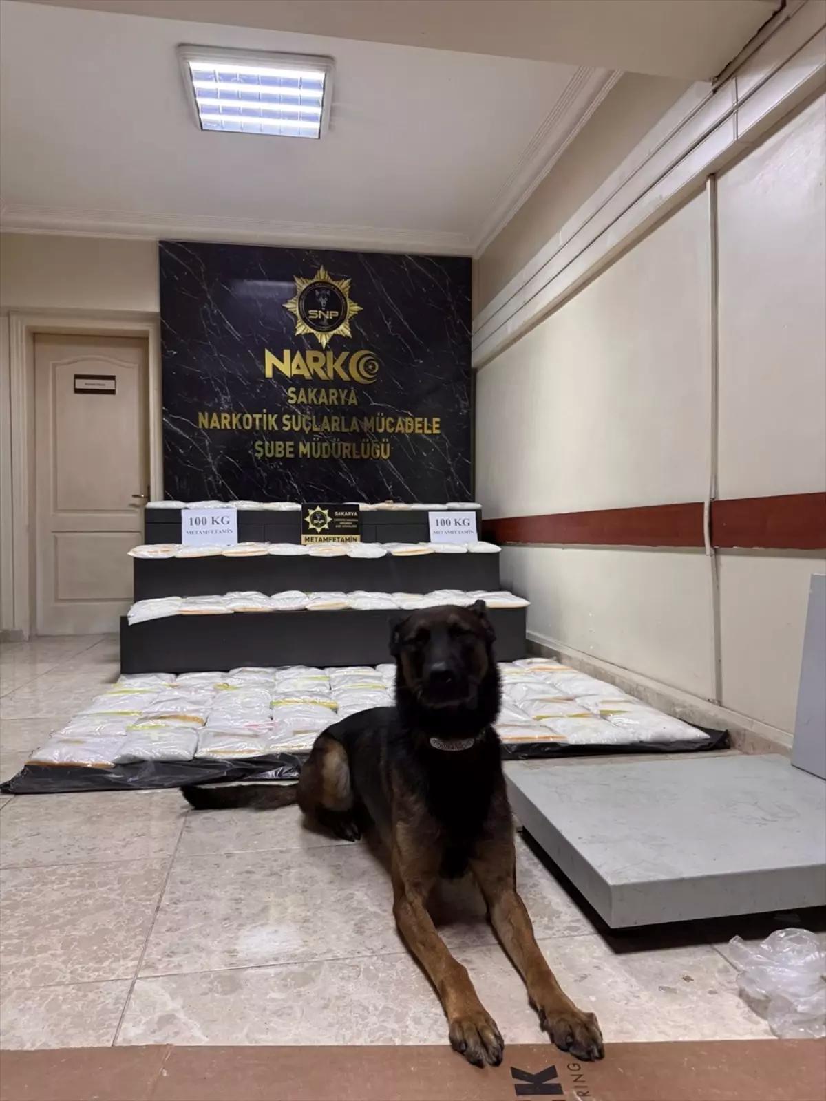 Sakarya'da 100 Kilogram Uyuşturucu Ele Geçirildi