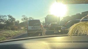 30 Ağustos Zafer Mahallesi’nde trafik çilesi bitmiyor: Vatandaşlar alternatif yol istiyor