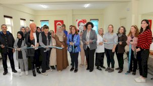 Ahmet Yesevi Mahallesi Bayan Dayanışma ve Yardımlaşma Derneği yeni merkezinde