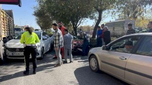 Aksi yolda gidip zincirleme kazaya neden olan şoförden pes dedirten savunma