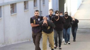 Araba ilanıyla 1 milyon liralık dolandırıcılık: 6 tutuklama