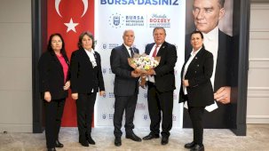 Başkan Bozbey Emekliler Derneği üyesi oldu