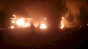 Batman’da faciadan dönüldü: Restoran yangınında içerideki tüpler çıkarıldı