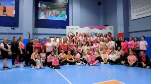Bursa'da kadınlara zumba ve pilates dersleri