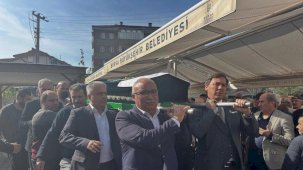 Bursa'da şehit babası son yolculuğuna uğurlandı