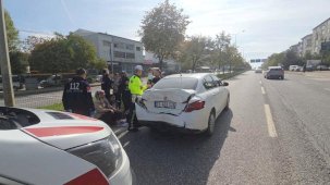 Bursa'da tırın çarptığı otomobil metrelerce sürüklendi