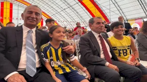 Dursun Özbek ve Adnan Polat, Fenerbahçeli çocukları geri çevirmedi