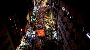 Gemlik’te Cumhuriyet coşkusu kortej yürüyüşüyle zirveye ulaştı