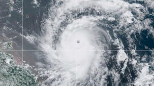 Karayipler’de 4’üncü kategori kasırga alarmı