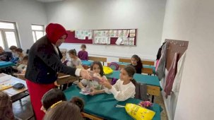 Kız Çocuklarına Armağanlar