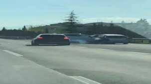 Kocaeli'de Bebekli Araca Kazalı Sıkıştırma