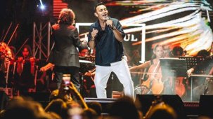 Mustafa Sandal’a İngiltere’den ömürlük vize