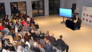 Nilüfer İdeoloji Buluşmaları’nda bayan haklarına felsefi bakış