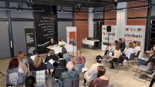 Niüfer'de bayana yönelik şiddet ve edebiyat konuşuldu