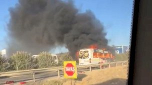 Öğrenci servisinin çarptığı motosikletli feci şekilde hayatını kaybetti