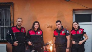 Polis sirenleri bu kez özel gereksinimli çocuğa sürpriz için çaldı