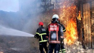 Sakarya’da ahşap atölyesinde korkutan yangın
