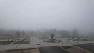 Sındırgı sis altında kayboldu