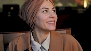 Ünlü oyuncunun banka hesabını boşalttı: Sevgilisinin hapsi isteniyor