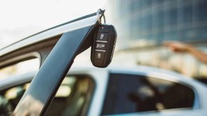 Yetkisiz ikinci el otomobil satışına dev ceza