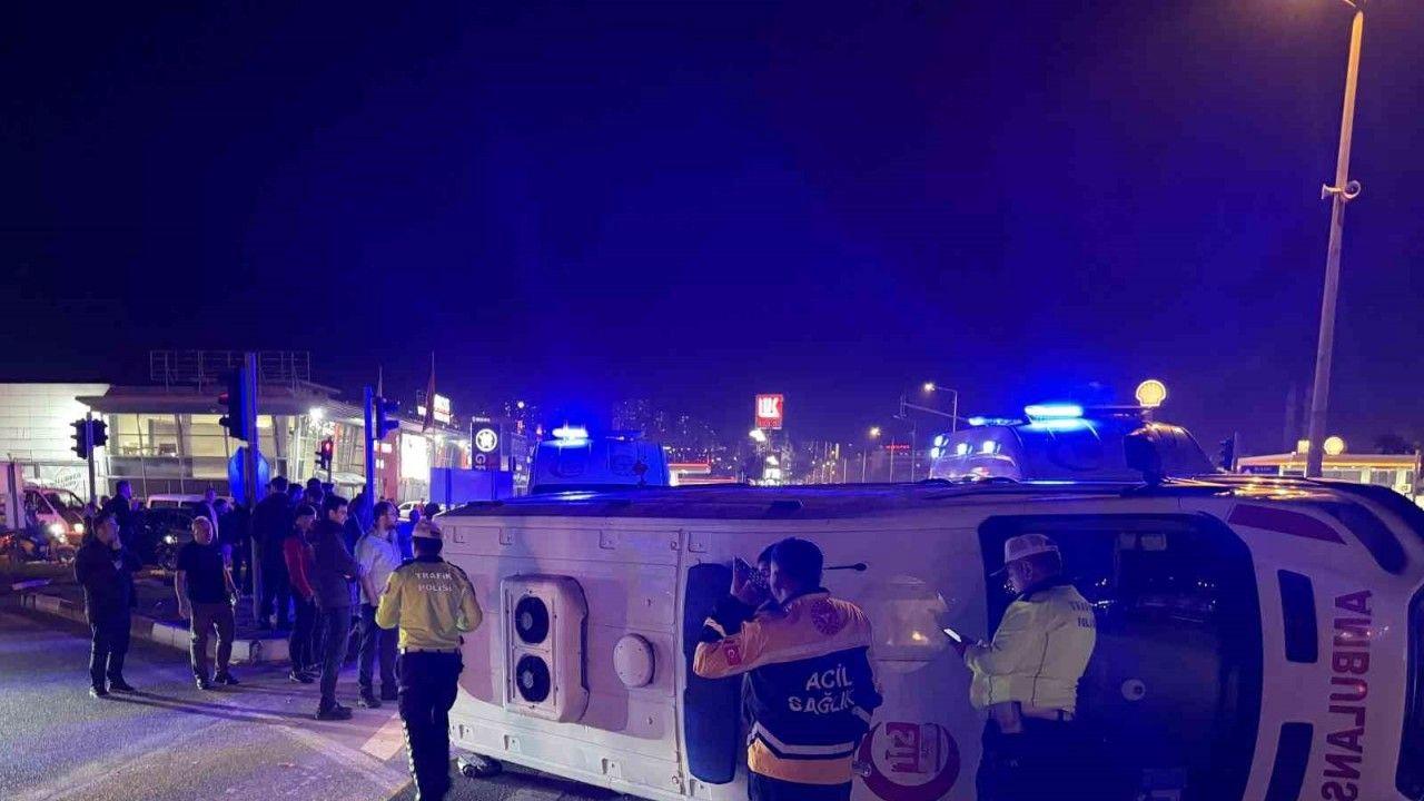 Tokat’ta ambulans ile cip çarpıştı: 3 yaralı