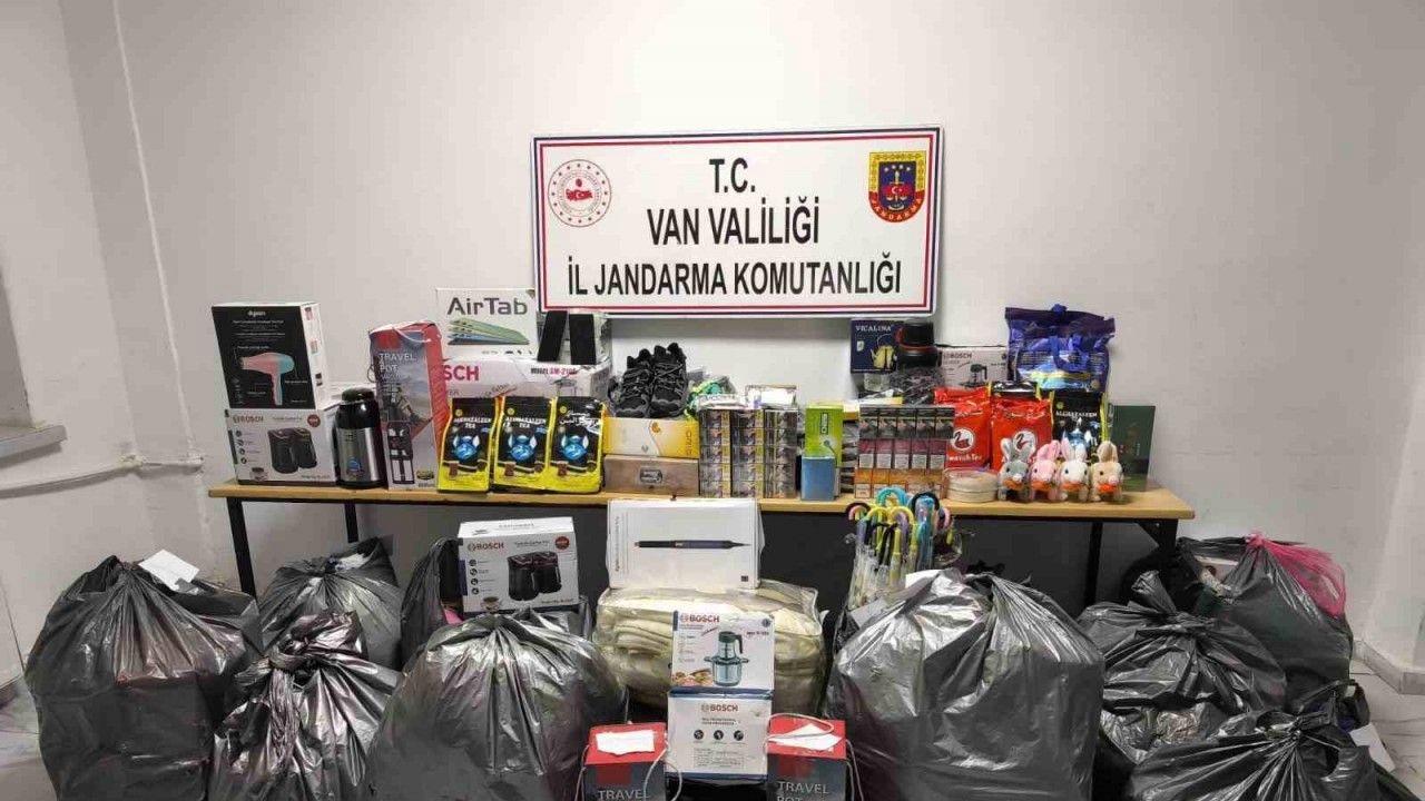 Van’da gümrük kaçağı materyal ele geçirildi
