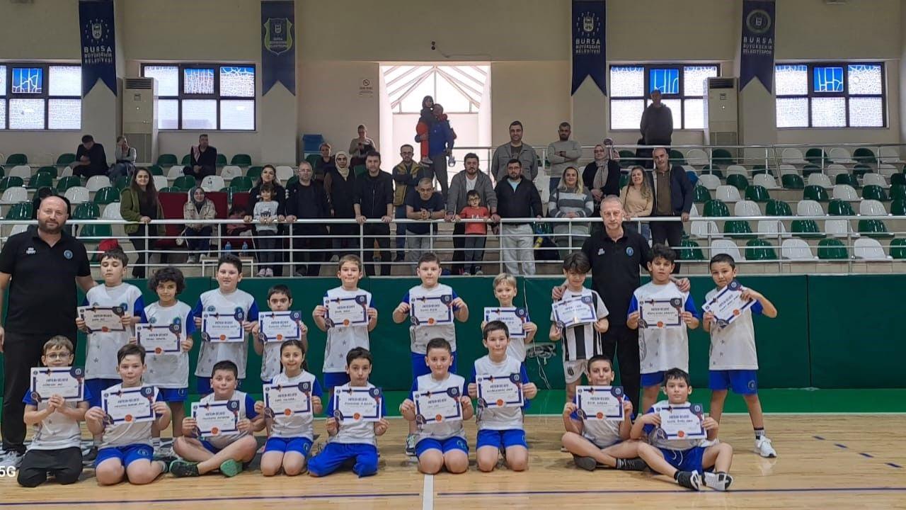 Bursa’da Kış Spor Okulları’nda sertifika heyecanı