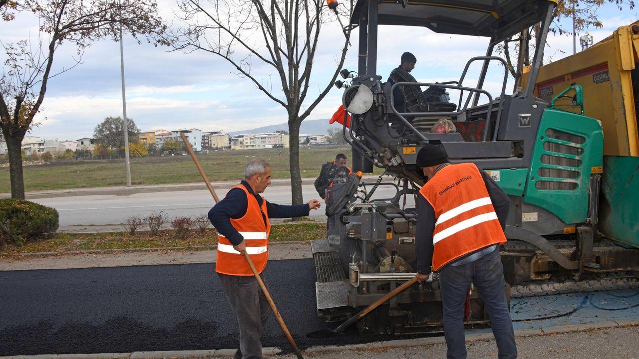 Bursa'da park içi yollar yenilendi