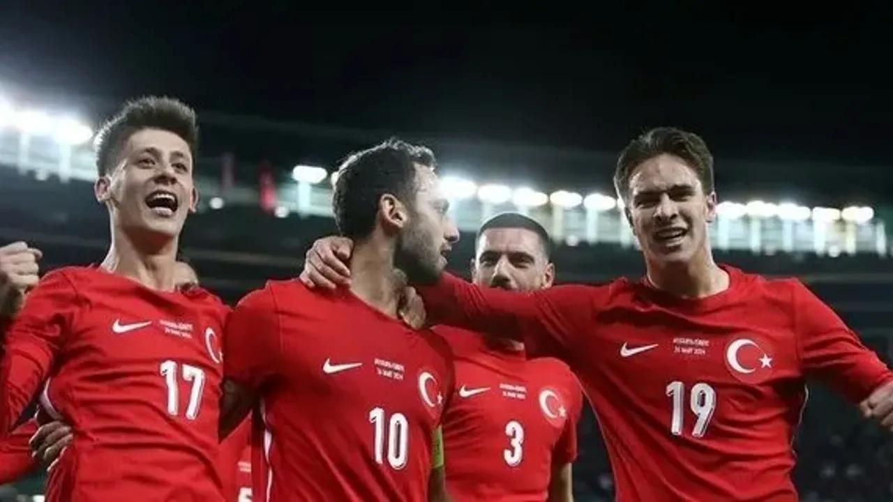 Cumhurbaşkanı Erdoğan milli maç heyecanına eşlik edecek